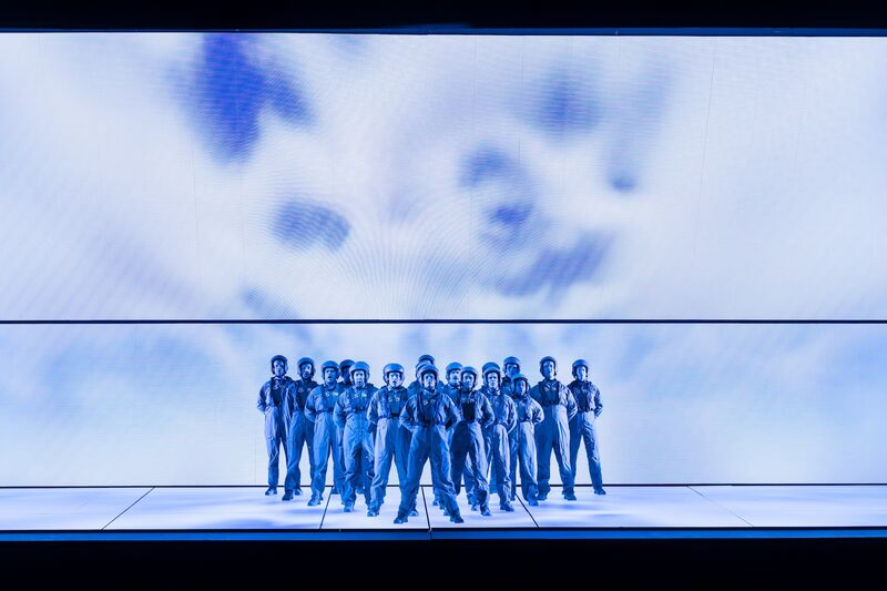 Opera singers as Military pilots in Grounded