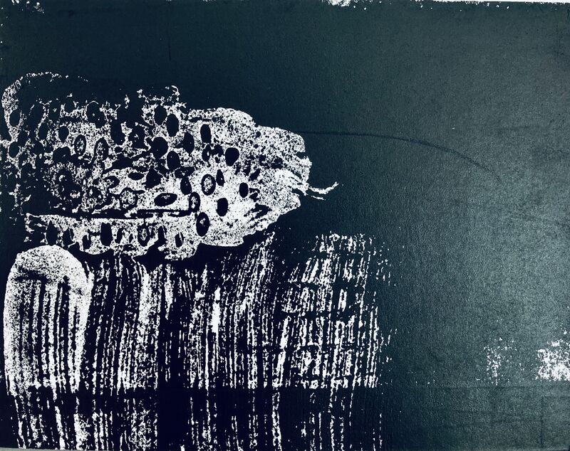 Black textured print 
