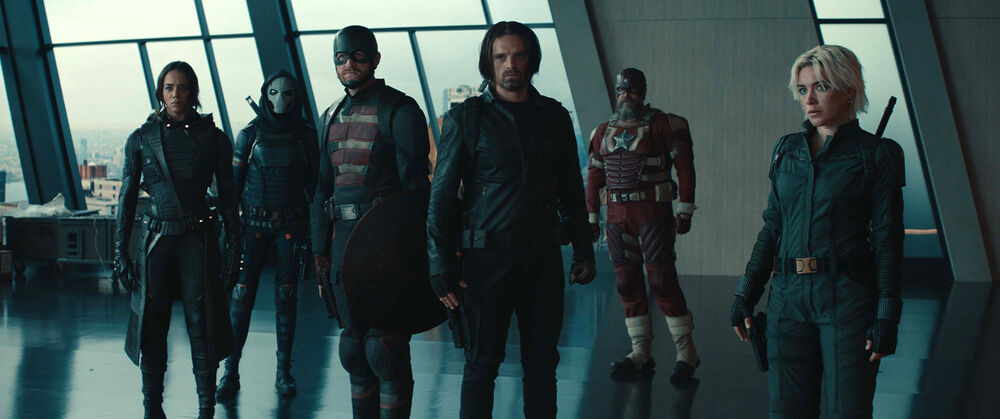 Six superheroes in Thunderbolts