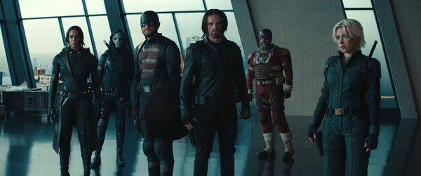 Six superheroes in Thunderbolts